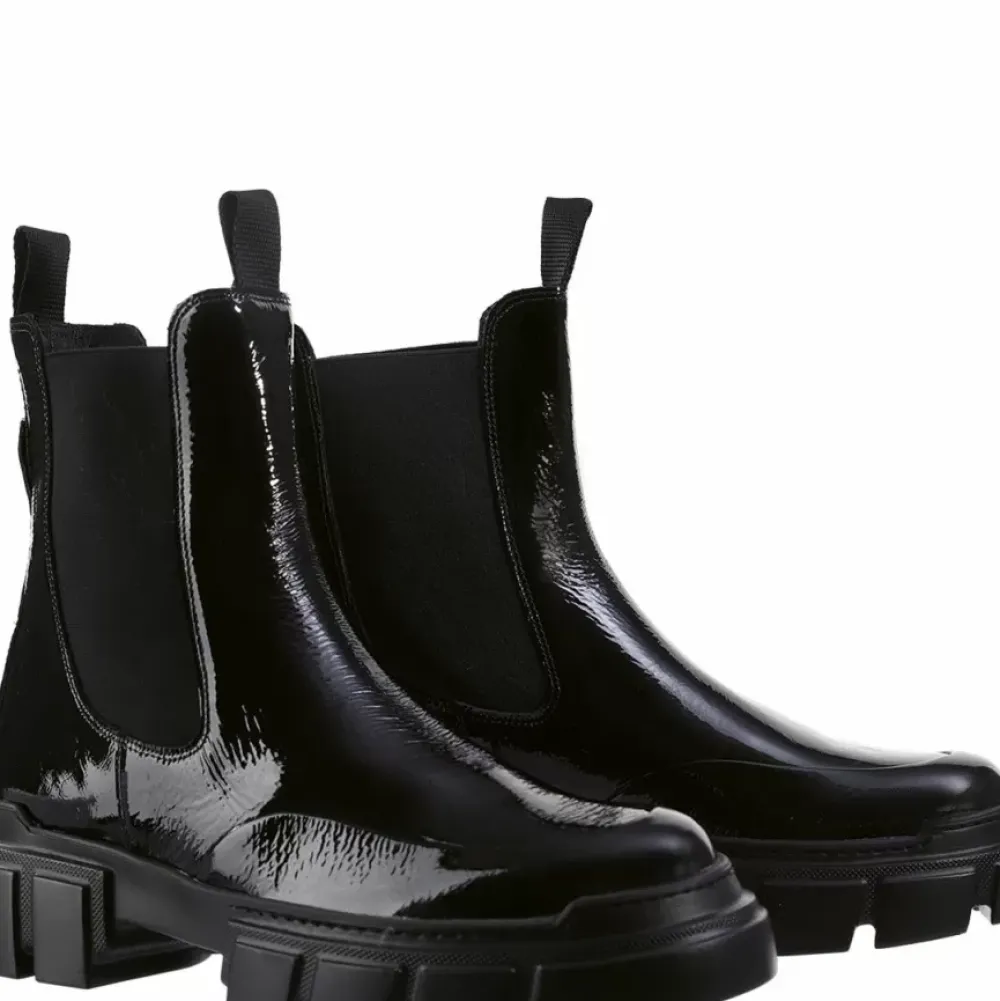 Hot Adventure Women Booties