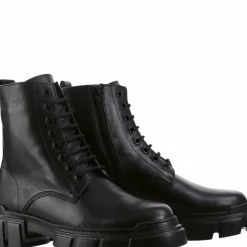 Store Forrest Women Booties