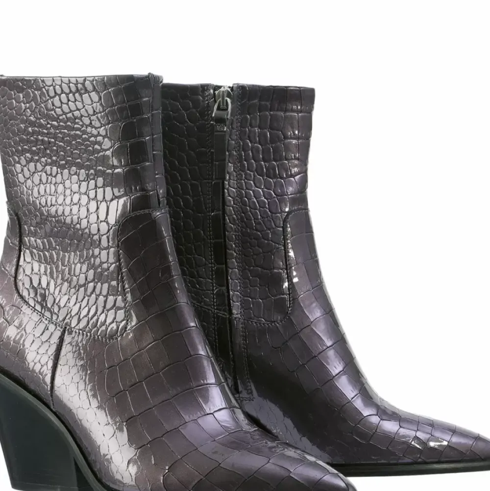 Online Harper Women Booties