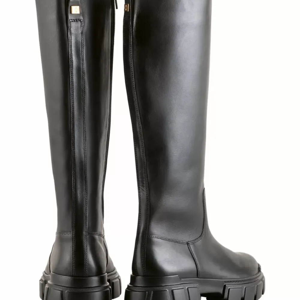 Cheap James Women Boots