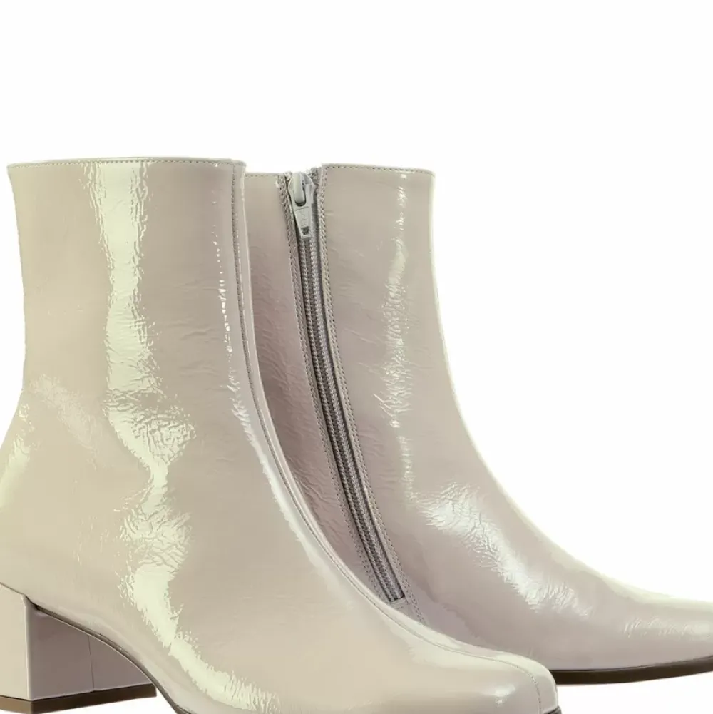 Cheap Lou Women Booties