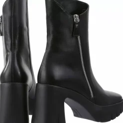 Hot Manon Women Booties