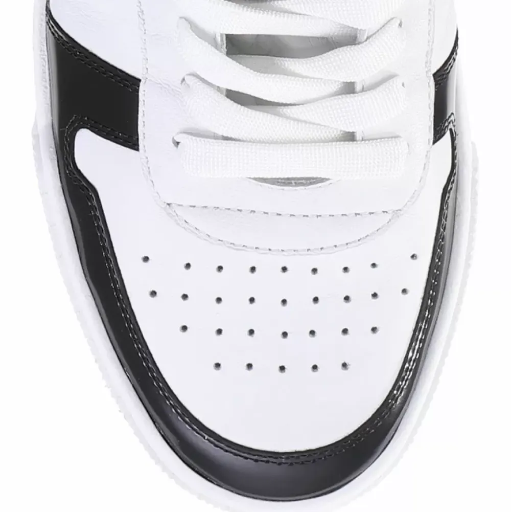 Cheap Riley Women Sneakers