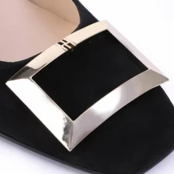 Store Thilda Women Pumps